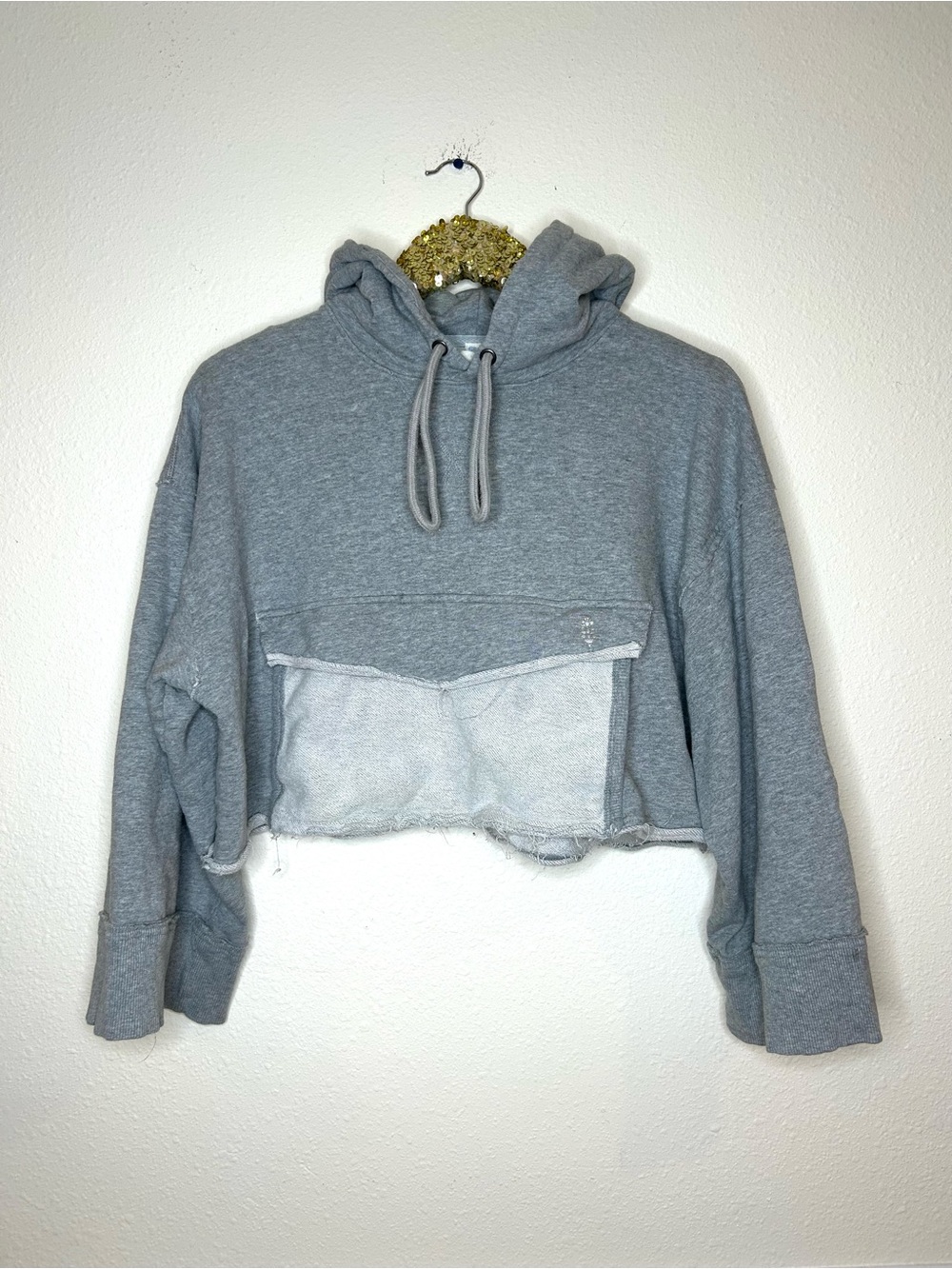 Free People FP Movement Crop Gray Wide Arm Kangaroo Pocket Drawstring Hoodie XS